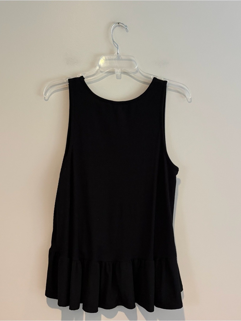 Altar'd State Black Ribbed V-Neck High-Low Ruffle Tank Top Size M - Picture 3 of 6
